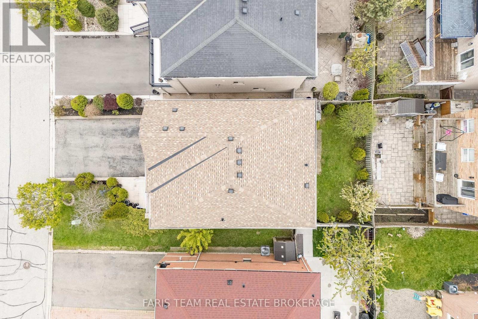 8 Pietro Drive, Vaughan, Ontario  L6A 3K5 - Photo 37 - N13138362