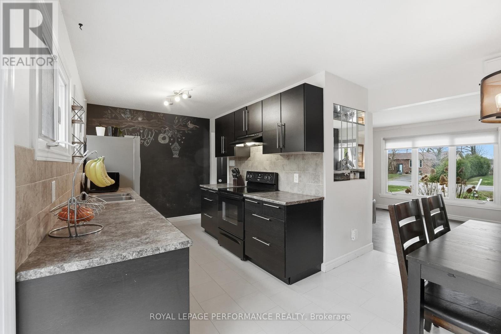 3071 Young Street, Clarence-Rockland, Ontario  K0A 2A0 - Photo 11 - X13066250