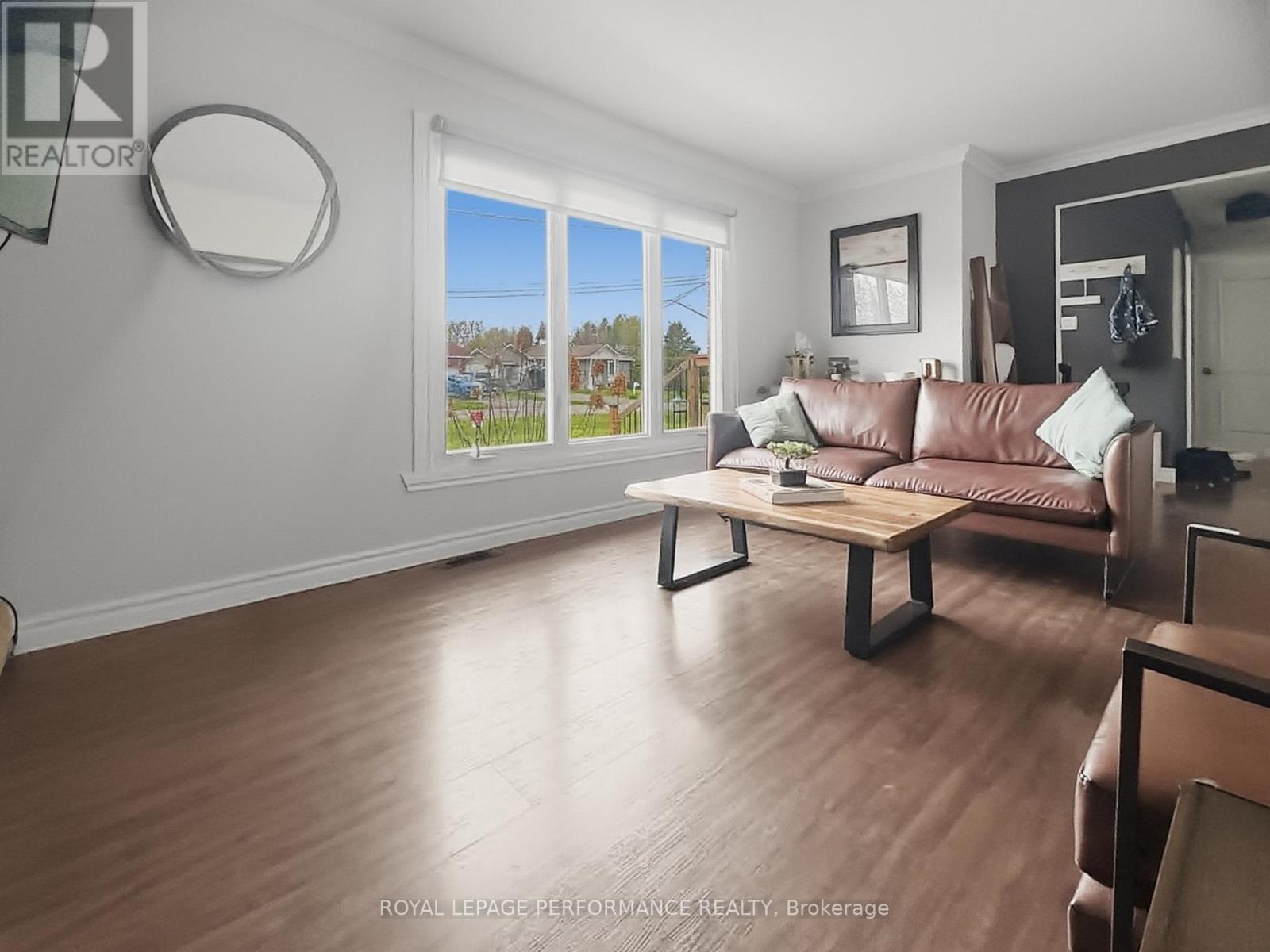 3071 Young Street, Clarence-Rockland, Ontario  K0A 2A0 - Photo 5 - X13066250