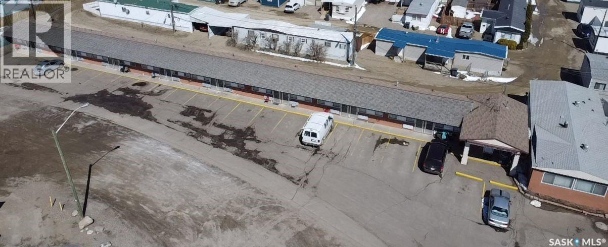 155 North Service Road, Swift Current, Saskatchewan  S9H 3S8 - Photo 2 - SK033878