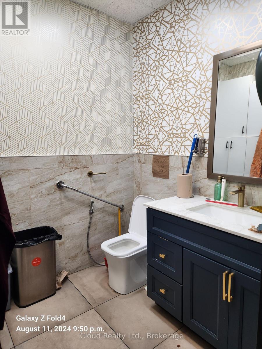 5 - 315 Traders Boulevard E, Mississauga, Ontario  L4Z 3E4 - Photo 4 - W13138348
