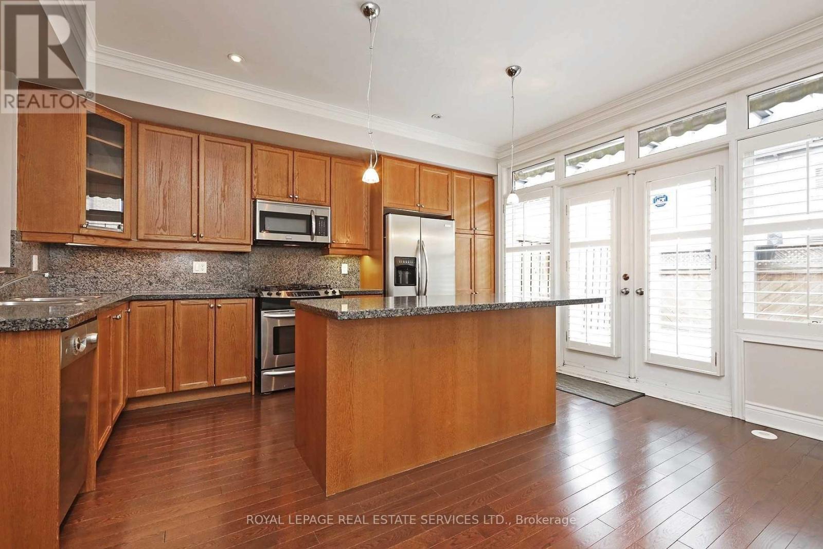 1 - 20 Shires Lane, Toronto, Ontario  M8Z 6E1 - Photo 7 - W13138356