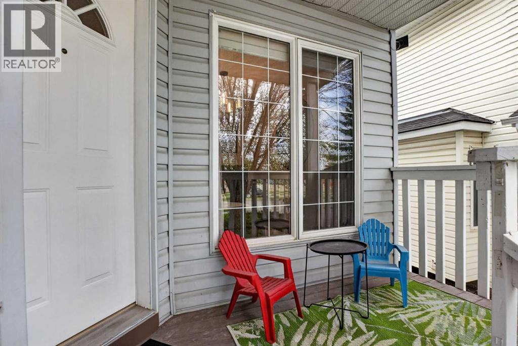 3271 Douglasdale Boulevard SE, Calgary, Alberta  T2Z 3A8 - Photo 2 - A2310829