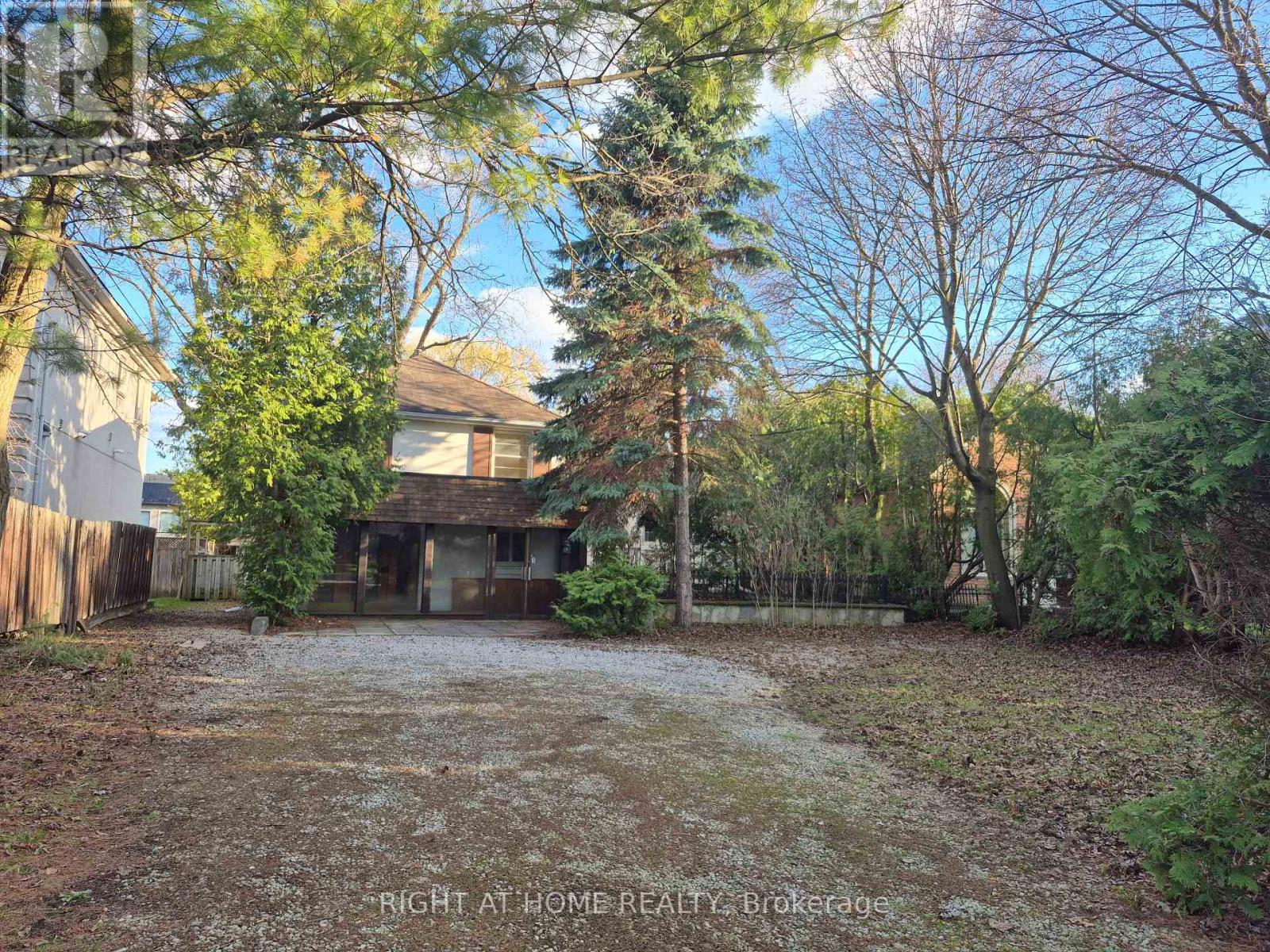 67 TRUMAN ROAD, Toronto, Ontario