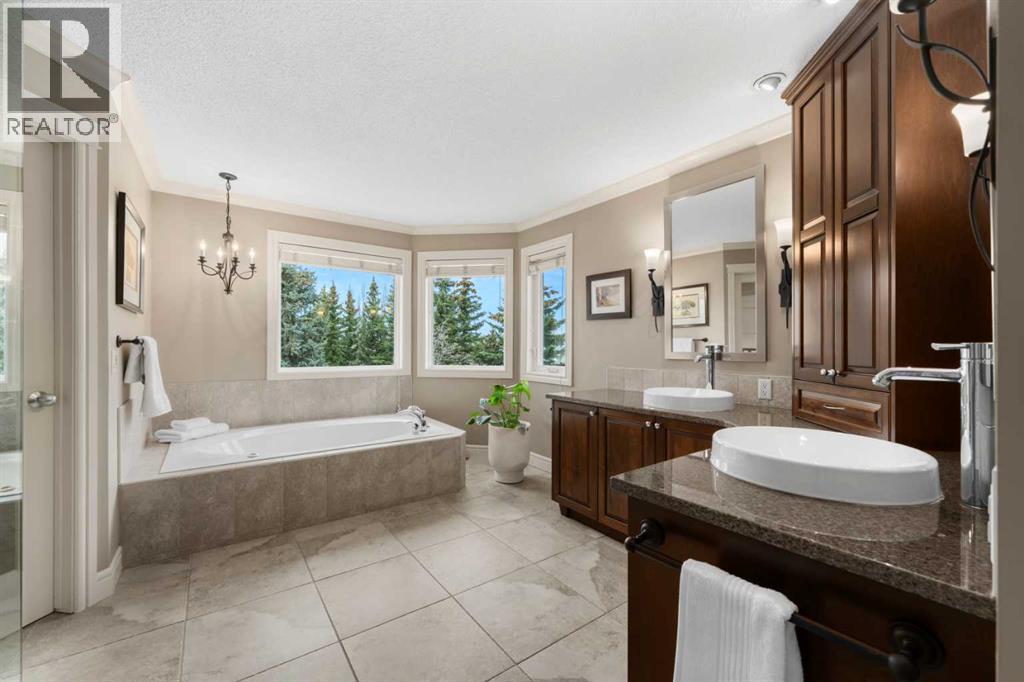 527 Scimitar Bay NW, Calgary, Alberta  T3L 1S6 - Photo 30 - A2308695