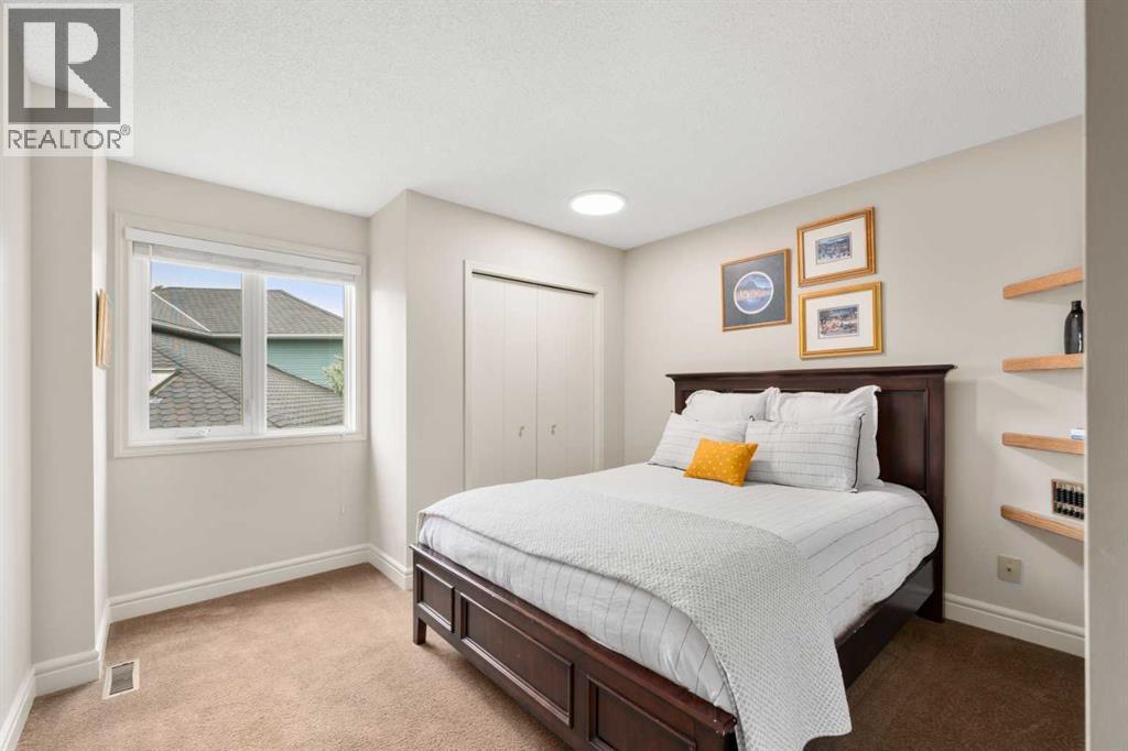 527 Scimitar Bay NW, Calgary, Alberta  T3L 1S6 - Photo 35 - A2308695