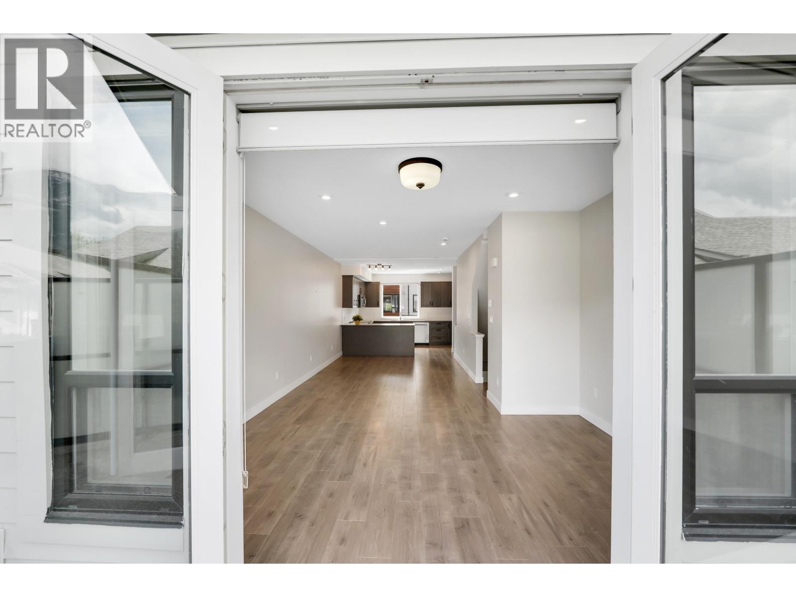 64 1188 Main Street, Squamish, British Columbia  V8B 0Z3 - Photo 16 - R3121420