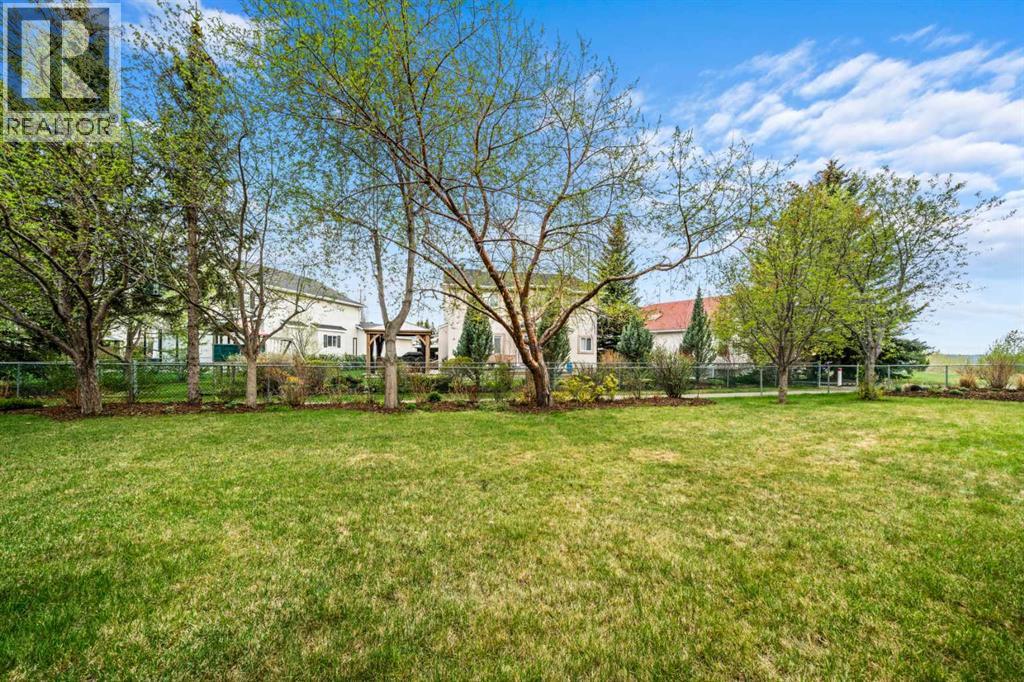 527 Scimitar Bay NW, Calgary, Alberta  T3L 1S6 - Photo 46 - A2308695