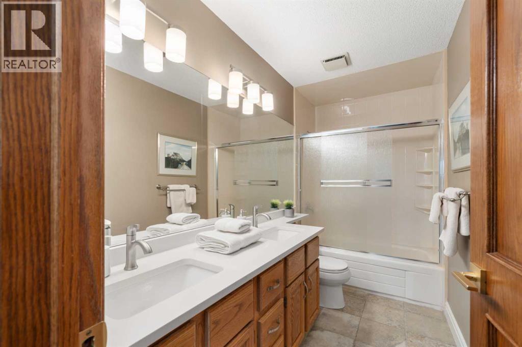 527 Scimitar Bay NW, Calgary, Alberta  T3L 1S6 - Photo 34 - A2308695