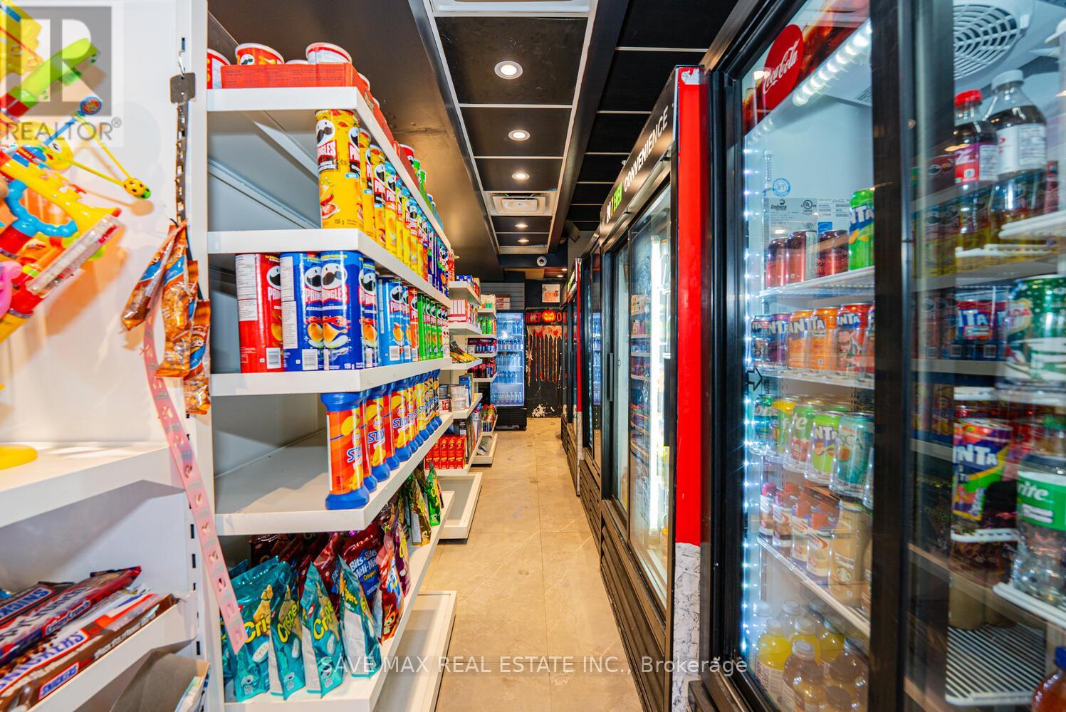 385 Queen Street W, Toronto, Ontario  M5V 2A5 - Photo 10 - C13138474