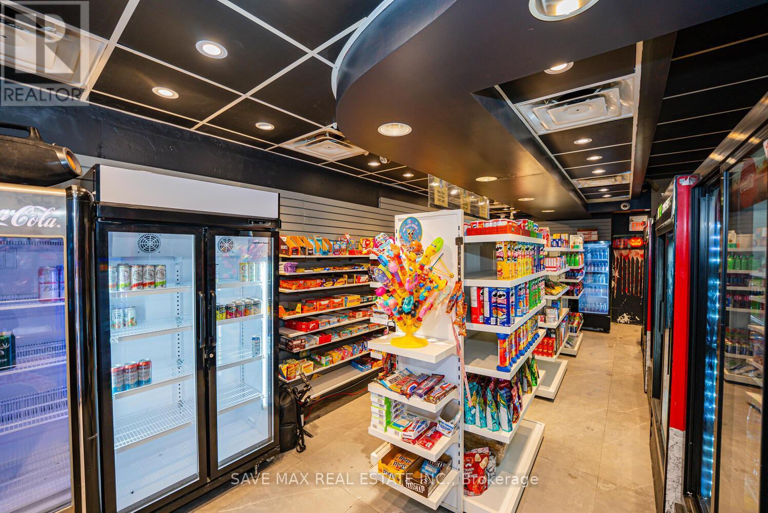385 Queen Street W, Toronto, Ontario  M5V 2A5 - Photo 12 - C13138474