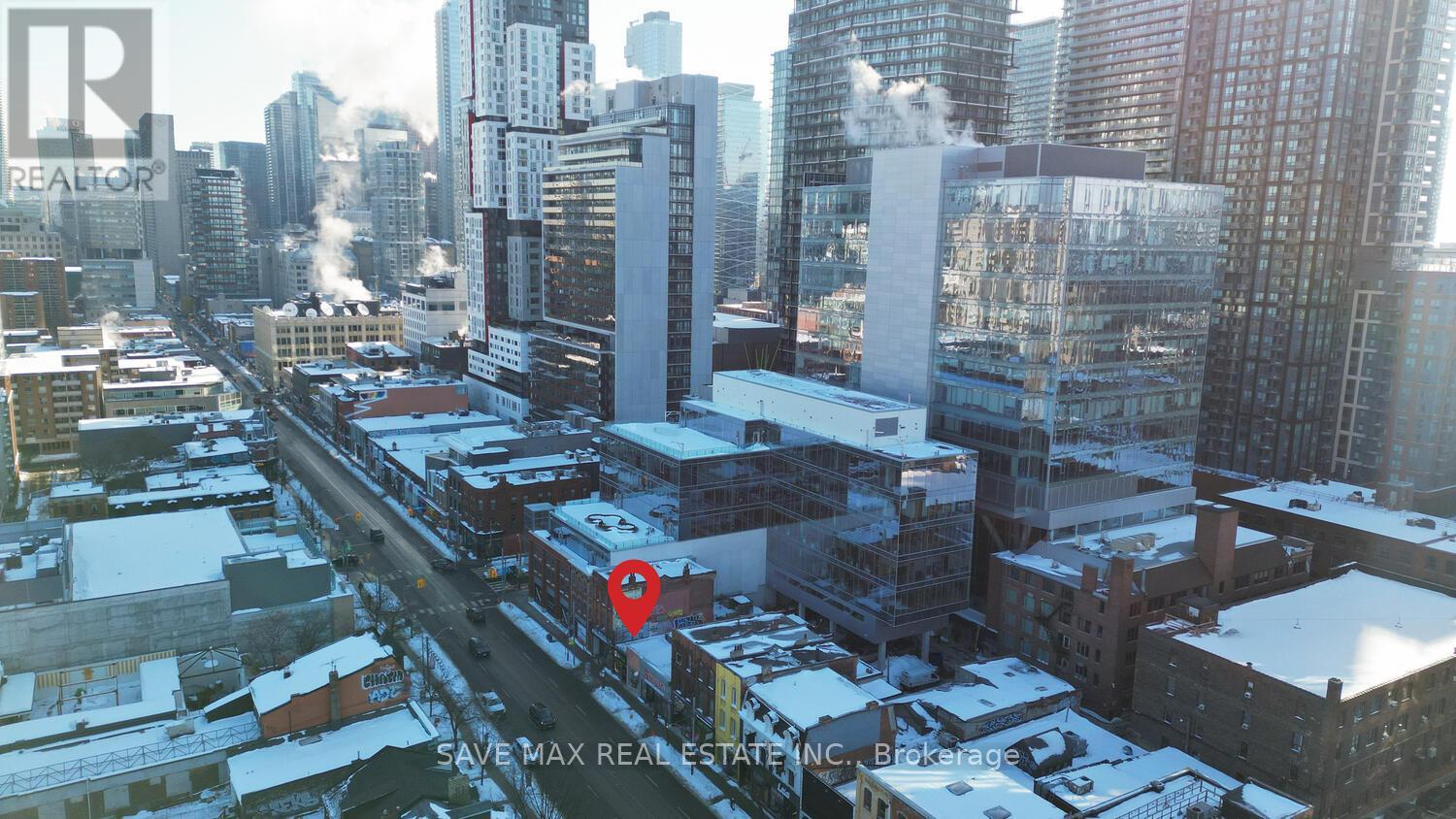 385 Queen Street W, Toronto, Ontario  M5V 2A5 - Photo 2 - C13138474