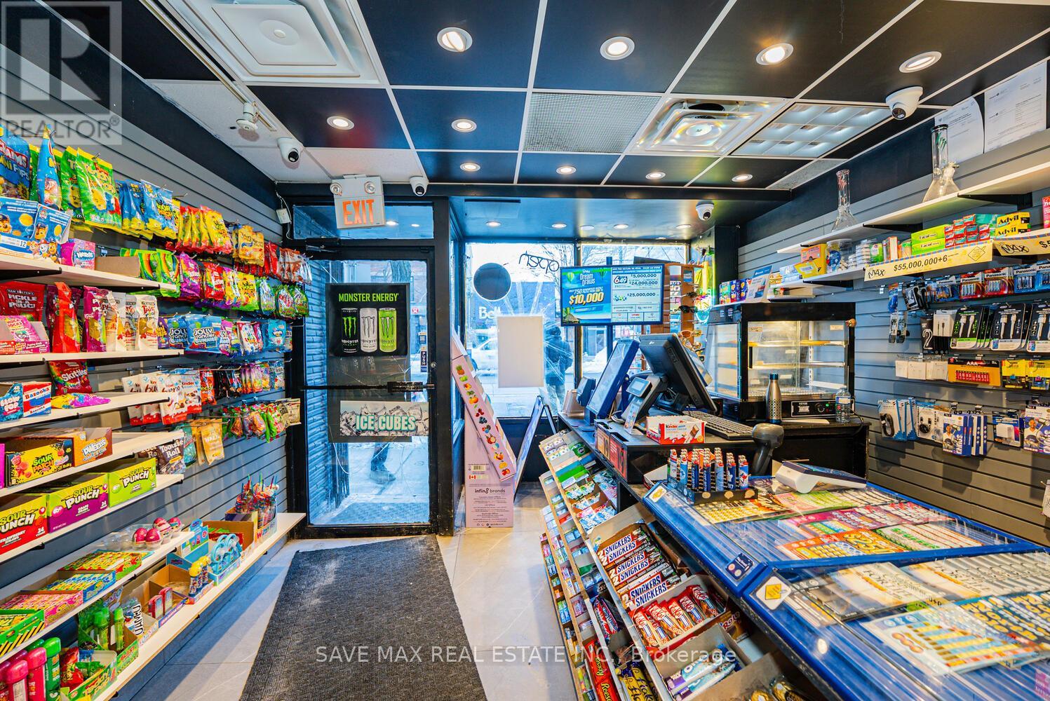 385 Queen Street W, Toronto, Ontario  M5V 2A5 - Photo 8 - C13138474