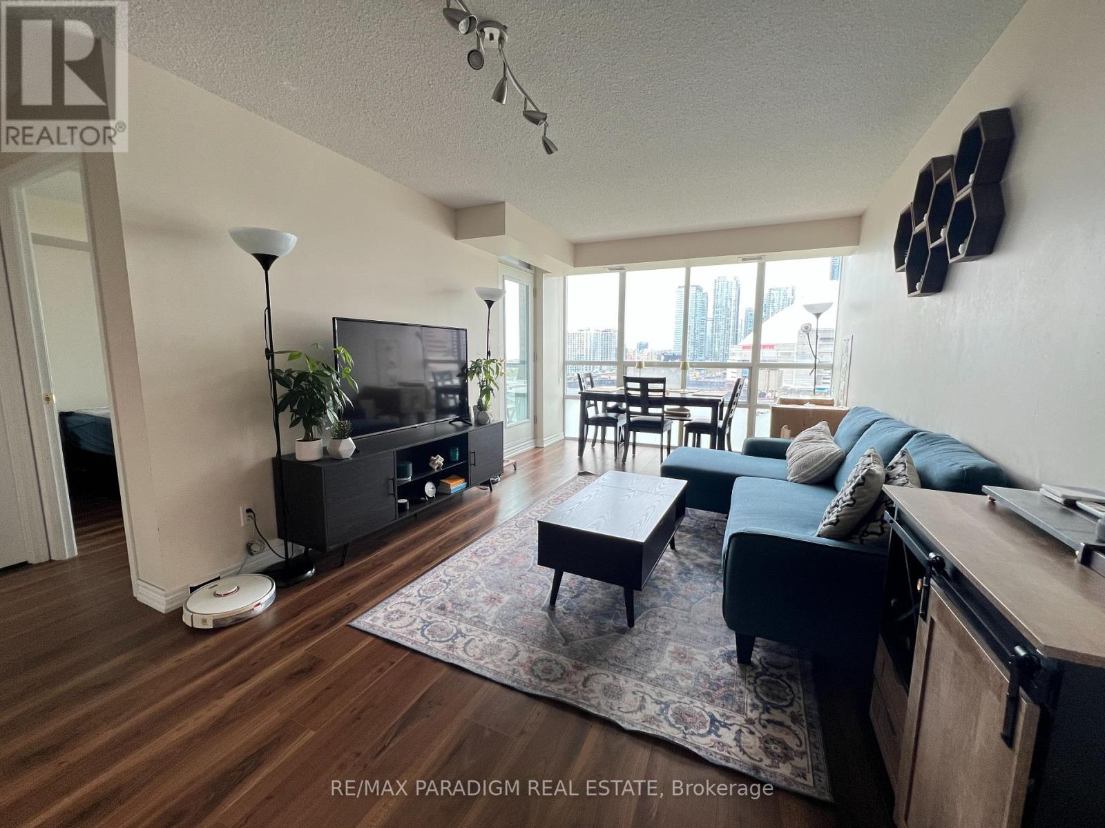 1110 - 51 Lower Simcoe Street, Toronto, Ontario M5J 3A2 - Photo 2 - C13138488