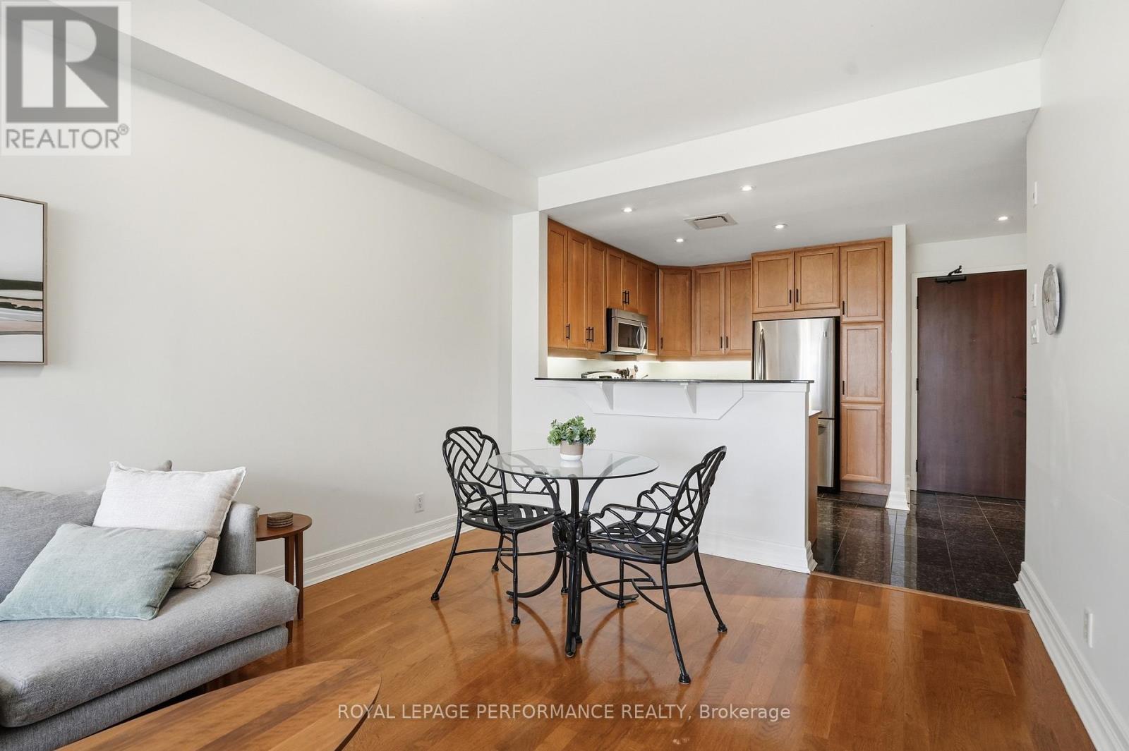 312 - 320 Mcleod Street, Ottawa, Ontario  K2P 1A3 - Photo 10 - X13138470