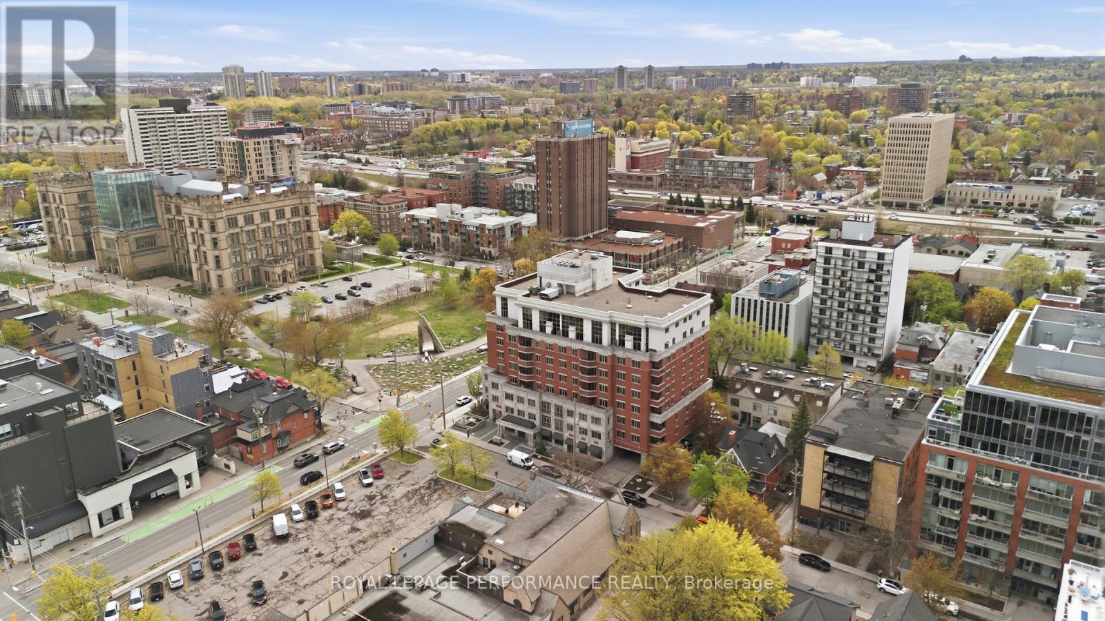 312 - 320 Mcleod Street, Ottawa, Ontario  K2P 1A3 - Photo 2 - X13138470