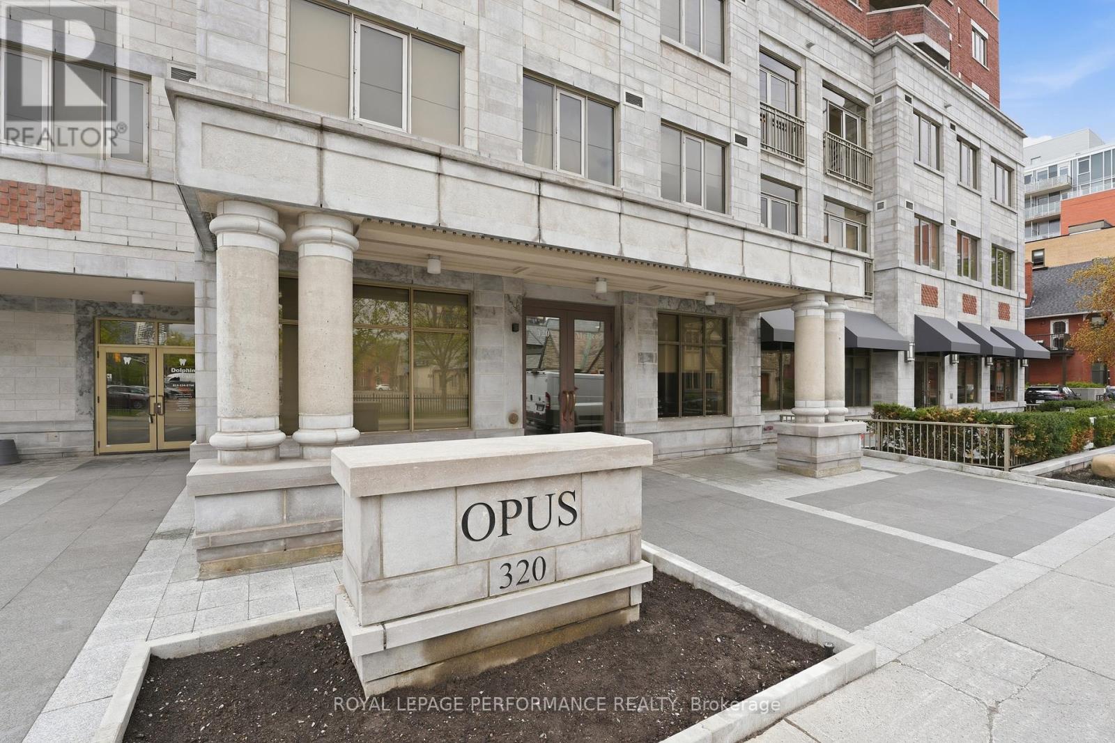 312 - 320 Mcleod Street, Ottawa, Ontario  K2P 1A3 - Photo 3 - X13138470