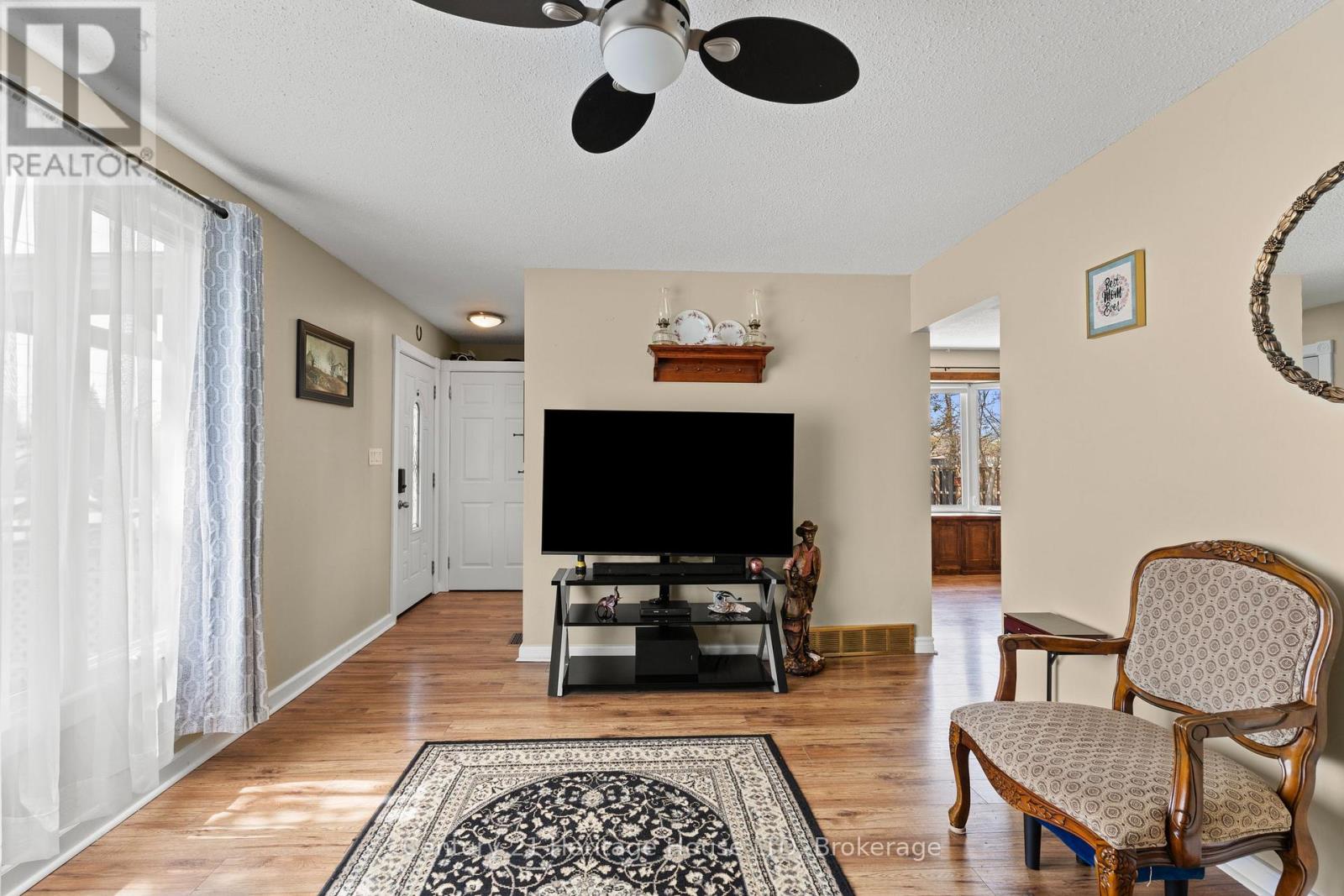 369 Washington Road, Fort Erie, Ontario  L2A 4K5 - Photo 6 - X13138424