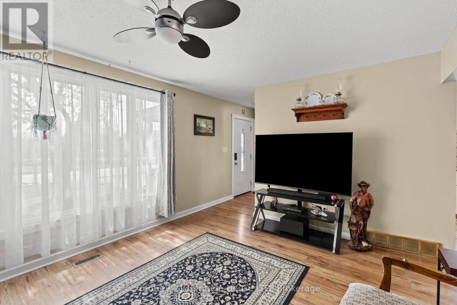 369 Washington Road, Fort Erie, Ontario  L2A 4K5 - Photo 8 - X13138424