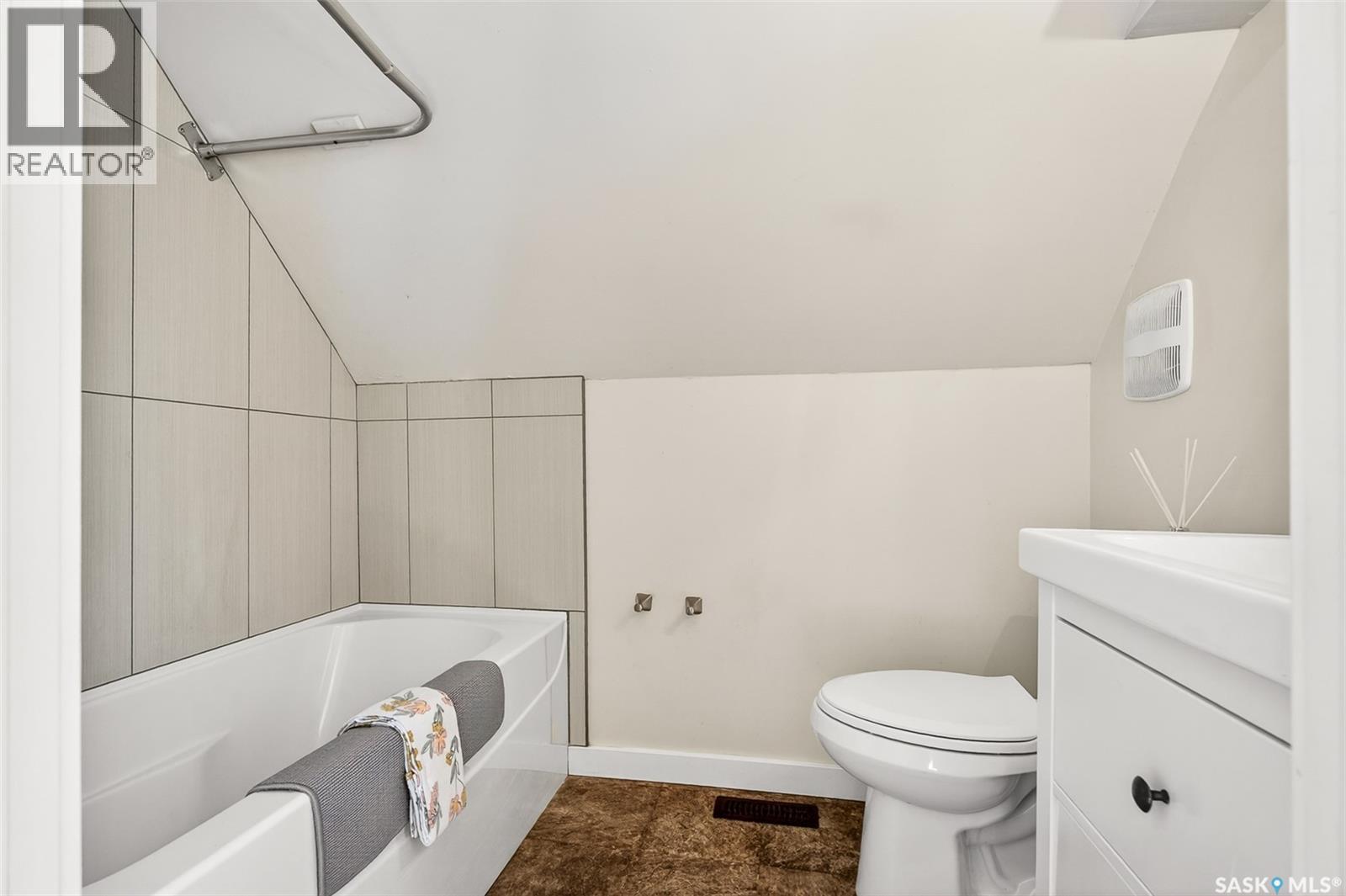 447 Athabasca Street W, Moose Jaw, Saskatchewan  S6H 2C4 - Photo 39 - SK036216