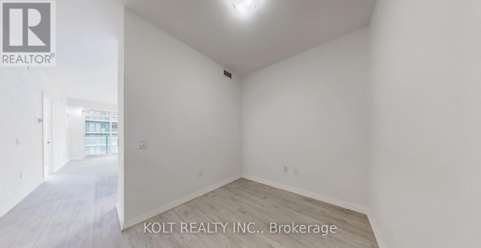 802 - 27 Korda Gate, Vaughan, Ontario  L4K 0P6 - Photo 13 - N13138378