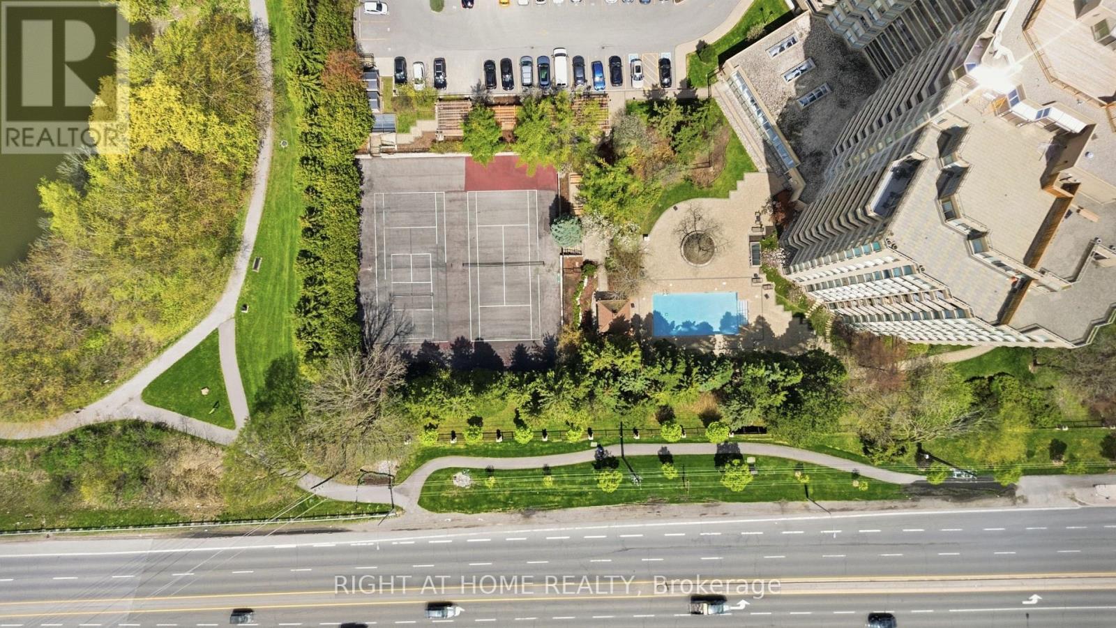 803 - 610 Bullock Drive, Markham, Ontario  L3R 0G1 - Photo 3 - N13138394