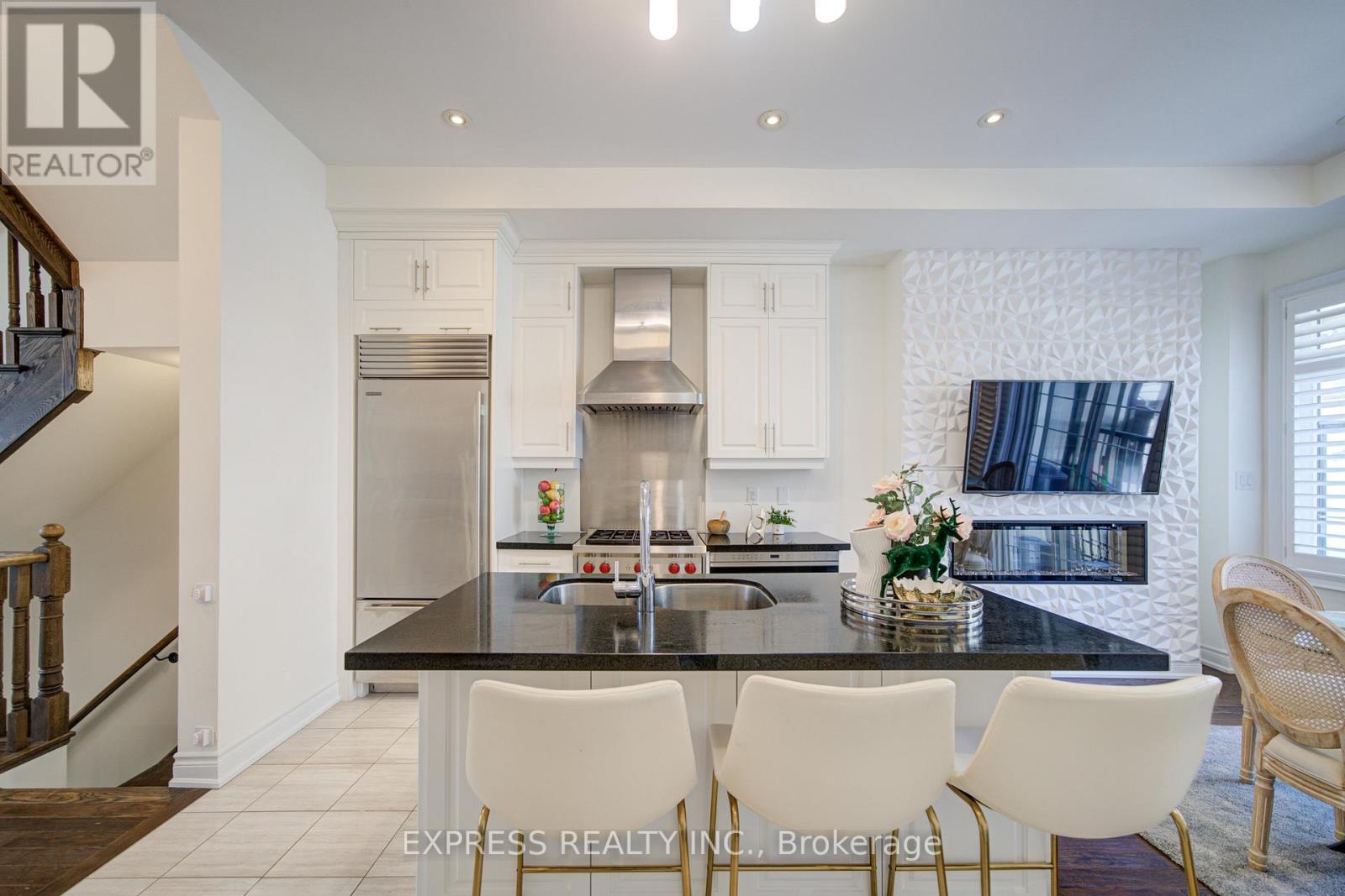 12 Royal Aberdeen Road, Markham (Angus Glen), Ontario  L6C 0J9 - Photo 19 - N13138436
