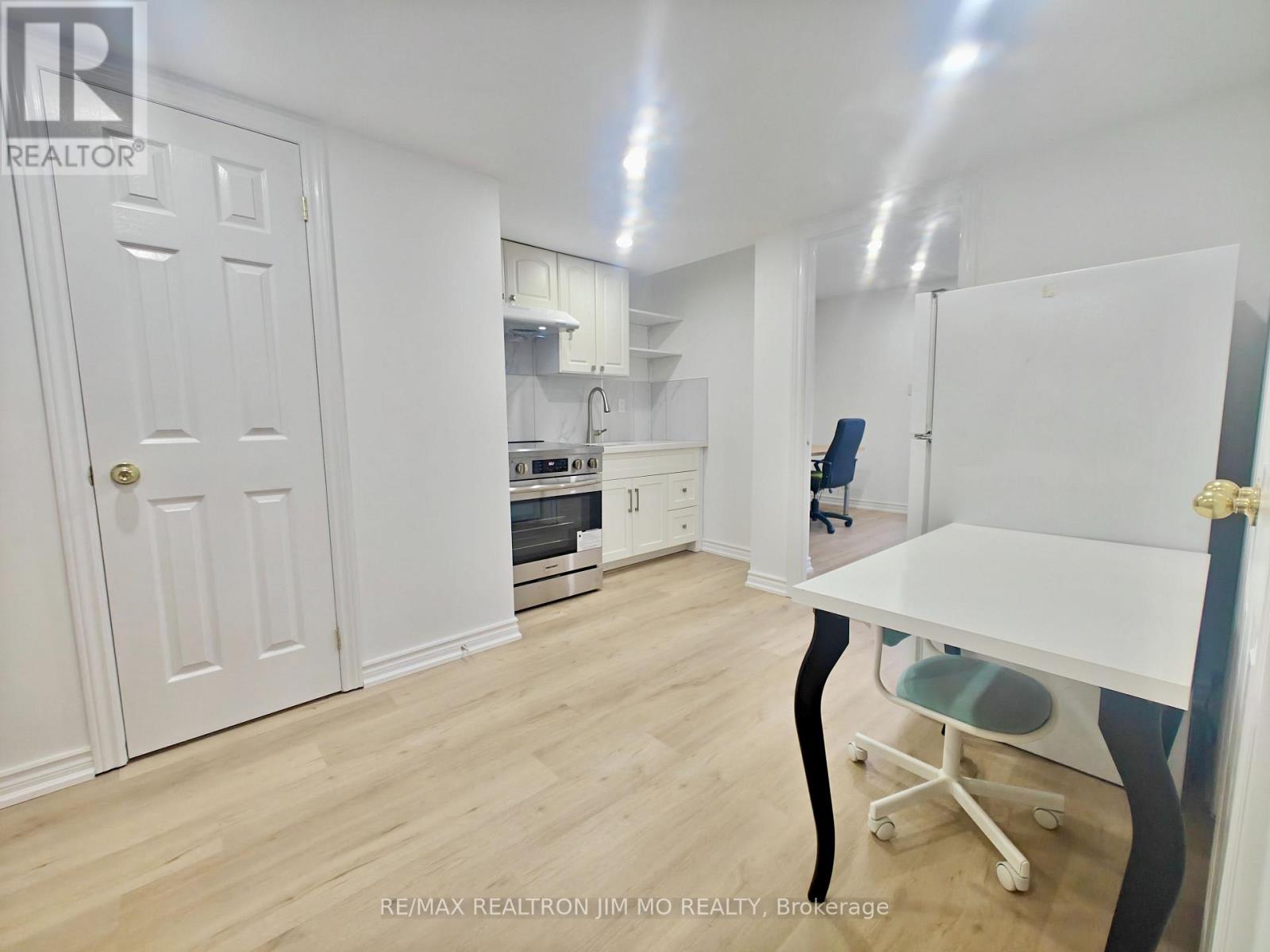 149 Sassafras Circle, Vaughan, Ontario  L4J 8M9 - Photo 5 - N13138464