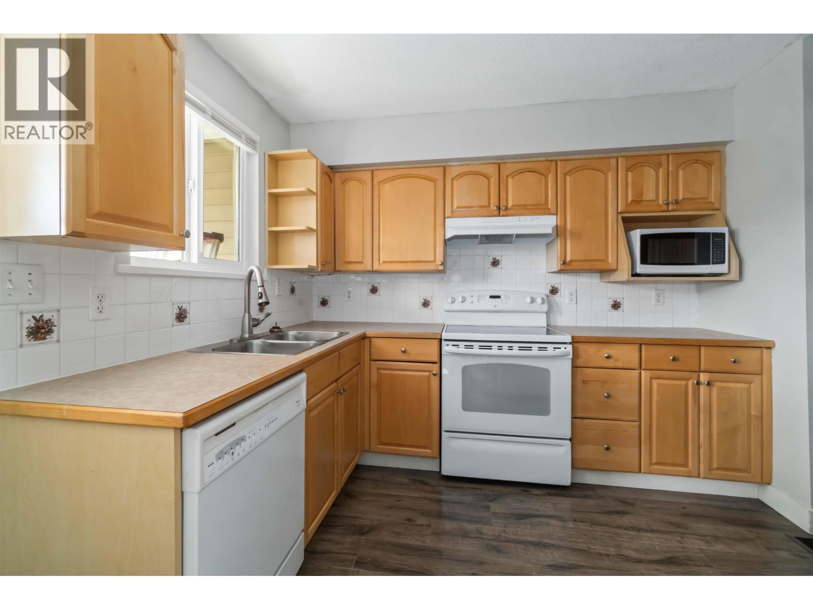 3629-3631 Flint Street, Port Coquitlam, British Columbia  V3B 4J9 - Photo 29 - R3106056