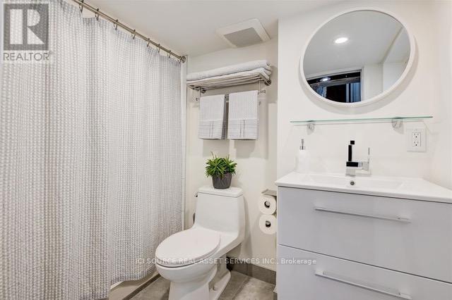176 Pendrith Street, Toronto, Ontario  M6G 1S2 - Photo 12 - W13138396