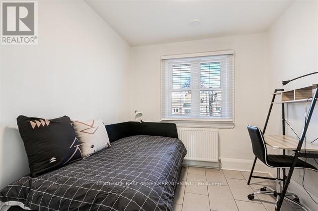 176 Pendrith Street, Toronto, Ontario  M6G 1S2 - Photo 9 - W13138396