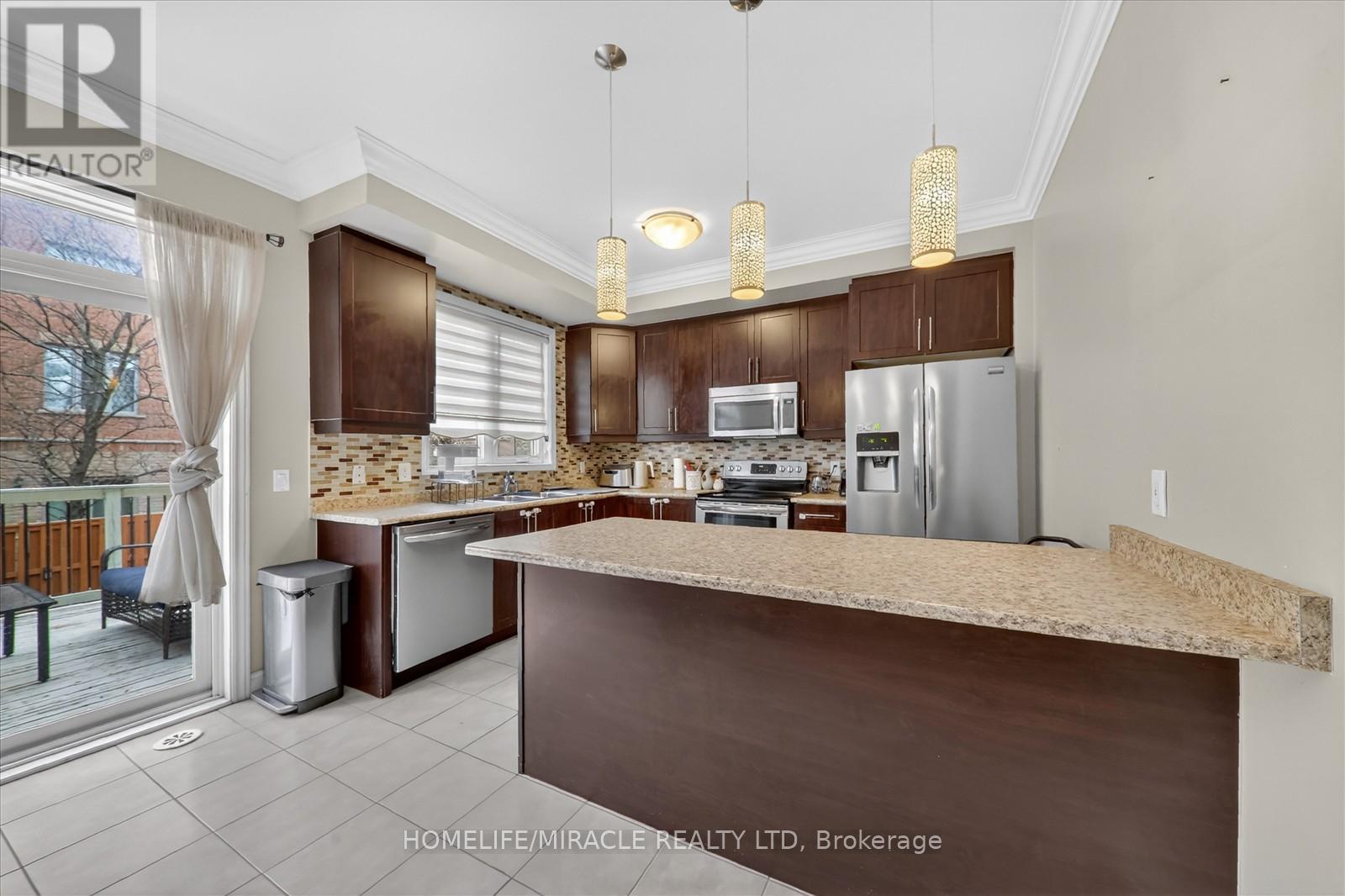 7559 Chinguacousy Road, Brampton, Ontario  L6Y 0R2 - Photo 17 - W13138466