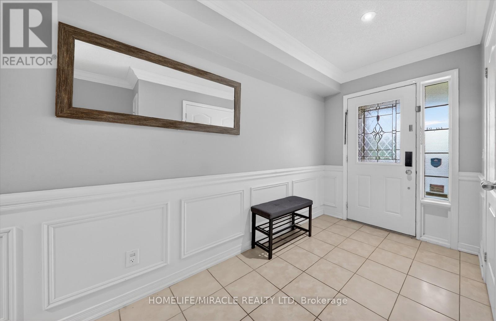 7559 Chinguacousy Road, Brampton, Ontario  L6Y 0R2 - Photo 4 - W13138466