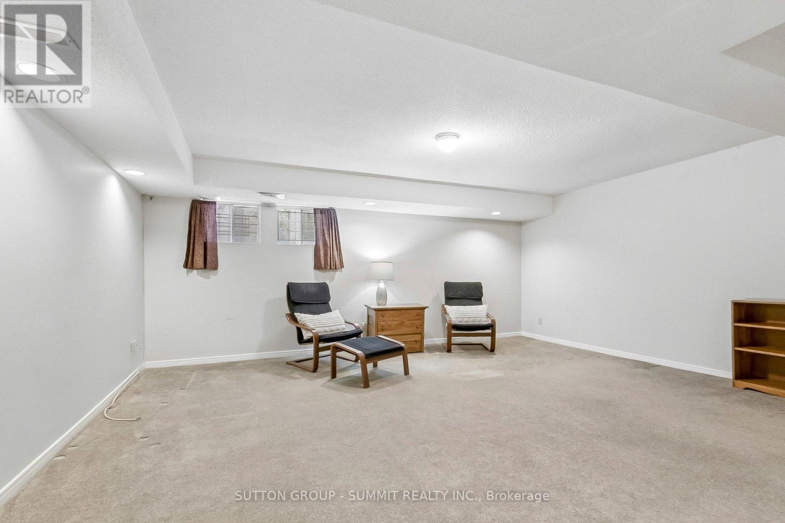 10 Tamarack Circle, Toronto, Ontario  M9P 3T9 - Photo 43 - W13138484