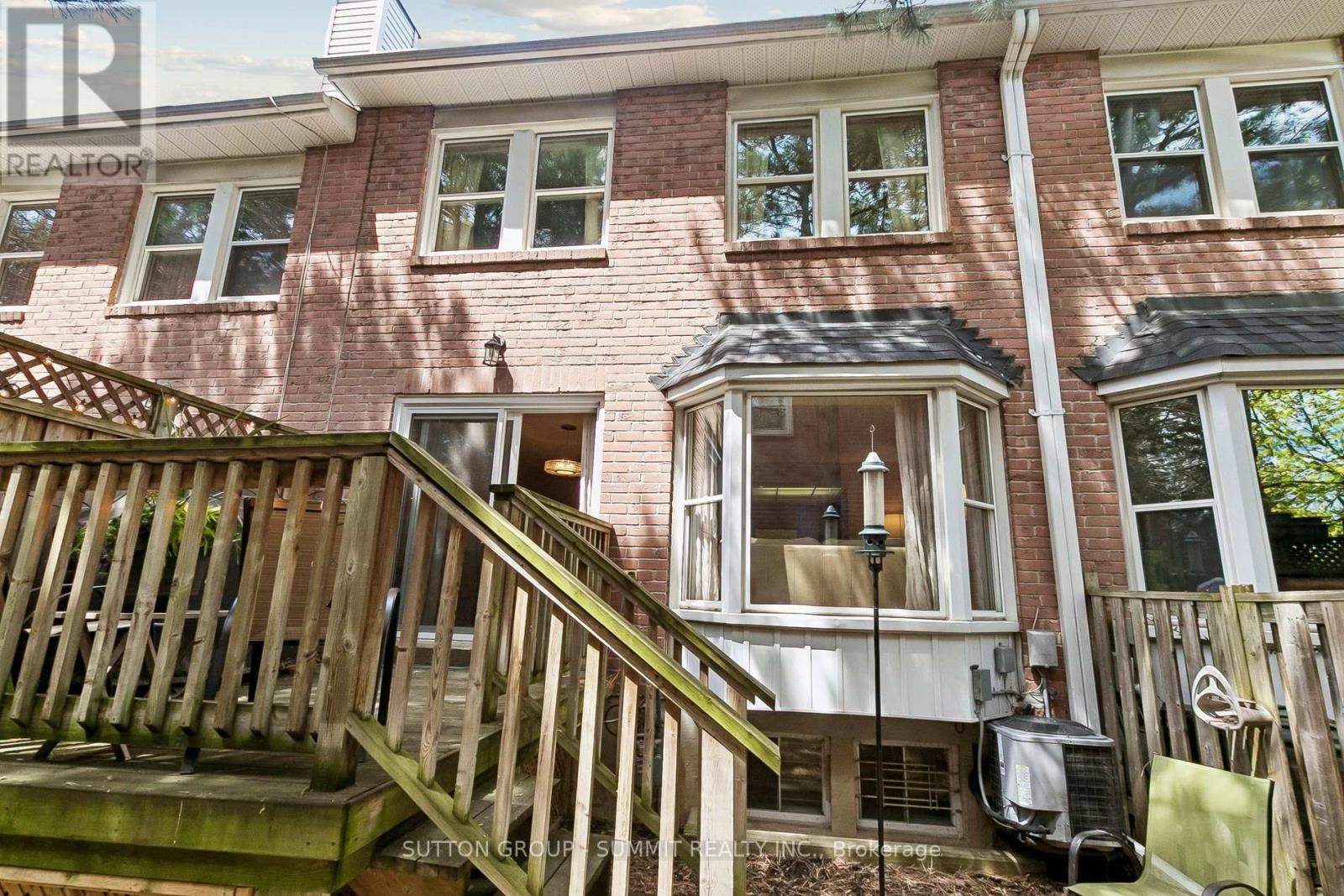 10 Tamarack Circle, Toronto, Ontario  M9P 3T9 - Photo 50 - W13138484