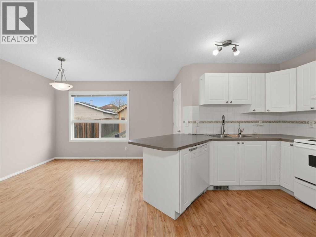 128 Taradale Drive NE, Calgary, Alberta  T3J 5A9 - Photo 6 - A2308461