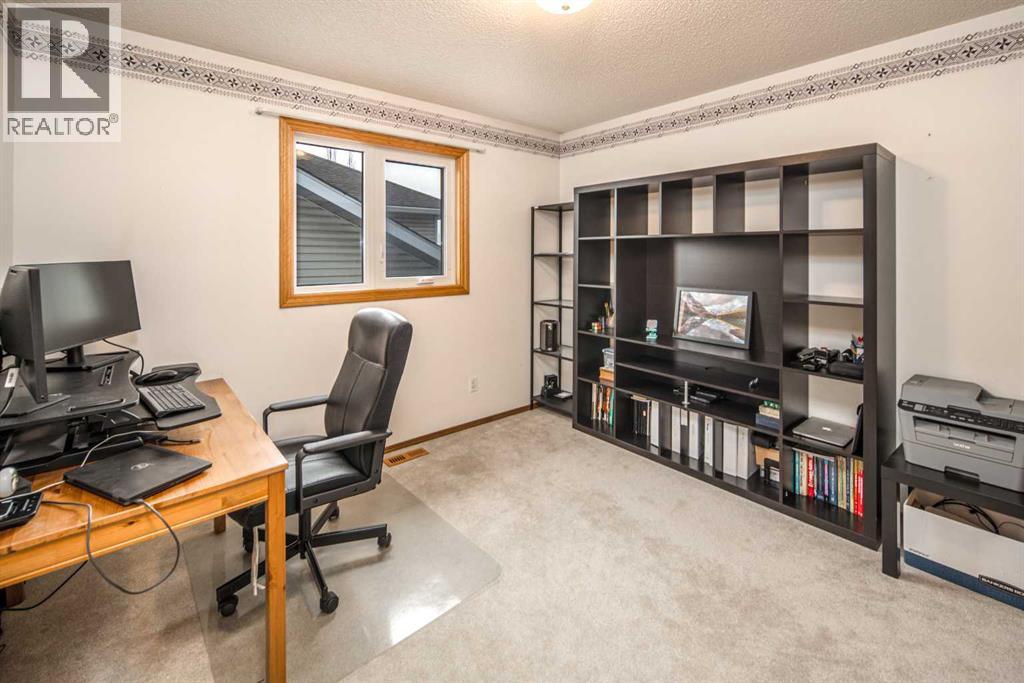 37 Arbour Summit Close NW, Calgary, Alberta  T3G 3W1 - Photo 27 - A2310638