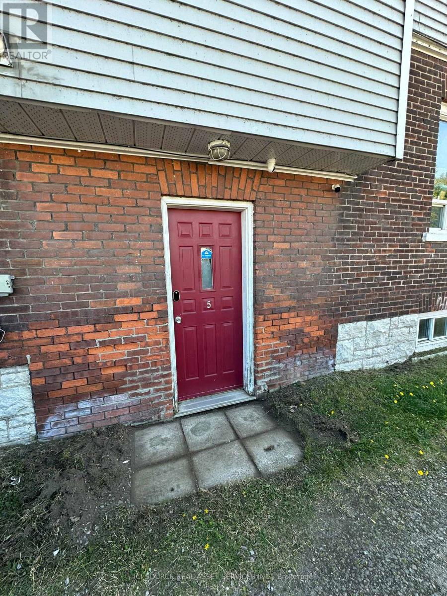 451 First Avenue W, North Bay, Ontario  P1B 3C5 - Photo 6 - X13138442