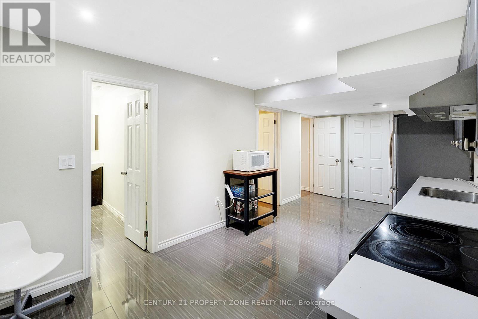 19 Bellcrest Road, Brampton, Ontario  L6Y 2M7 - Photo 24 - W13137054