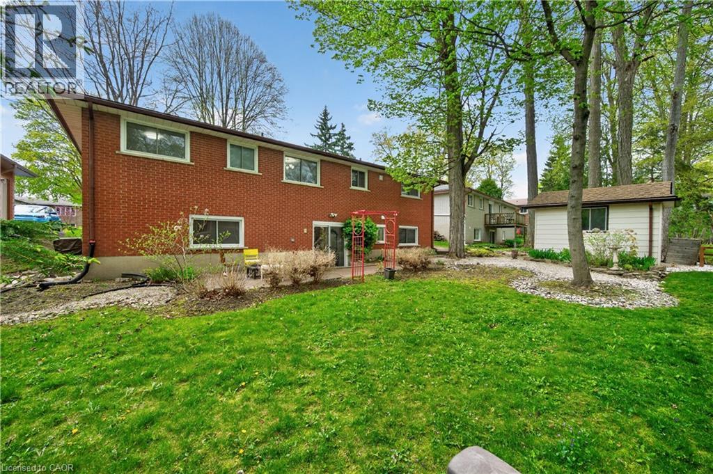 217 Pinegrove Crescent, Waterloo, Ontario  N2L 4V2 - Photo 35 - 40830864