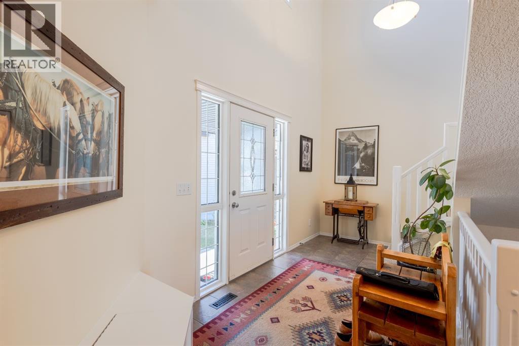 125 Rockborough Green NW, Calgary, Alberta  T3G 5S8 - Photo 4 - A2310857