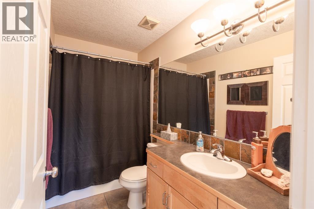 125 Rockborough Green NW, Calgary, Alberta  T3G 5S8 - Photo 25 - A2310857