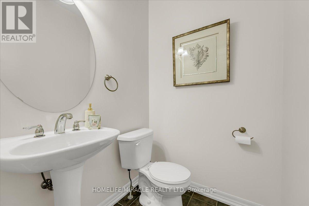 117 Aird Court, Milton, Ontario  L9T 8B6 - Photo 17 - W13138320