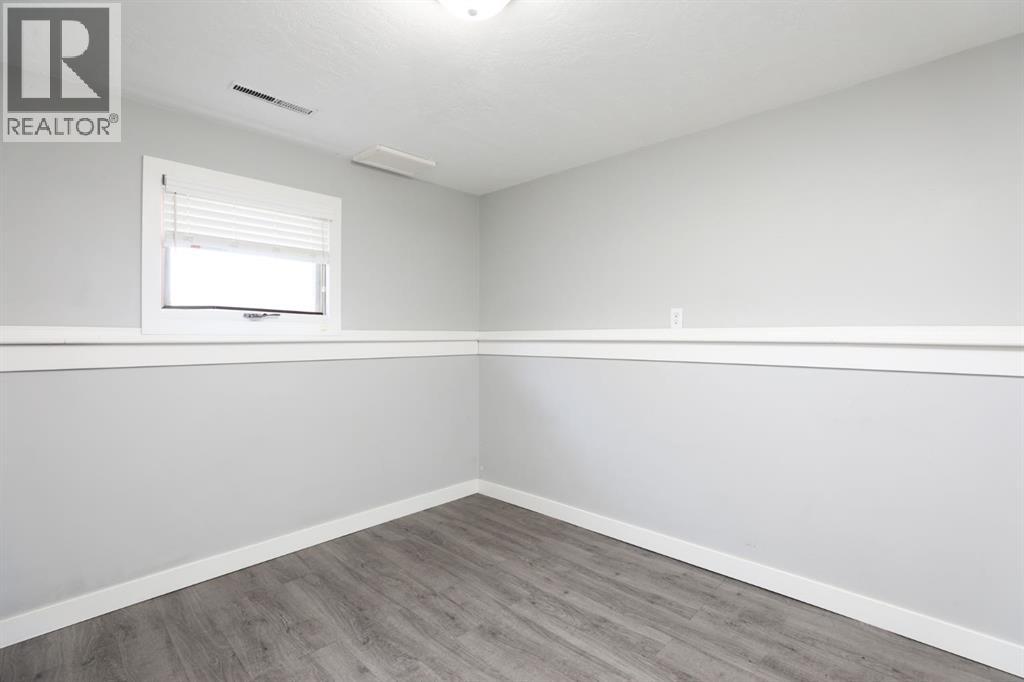 101 Mcgill Boulevard W, Lethbridge, Alberta  T1K 3V8 - Photo 27 - A2307668