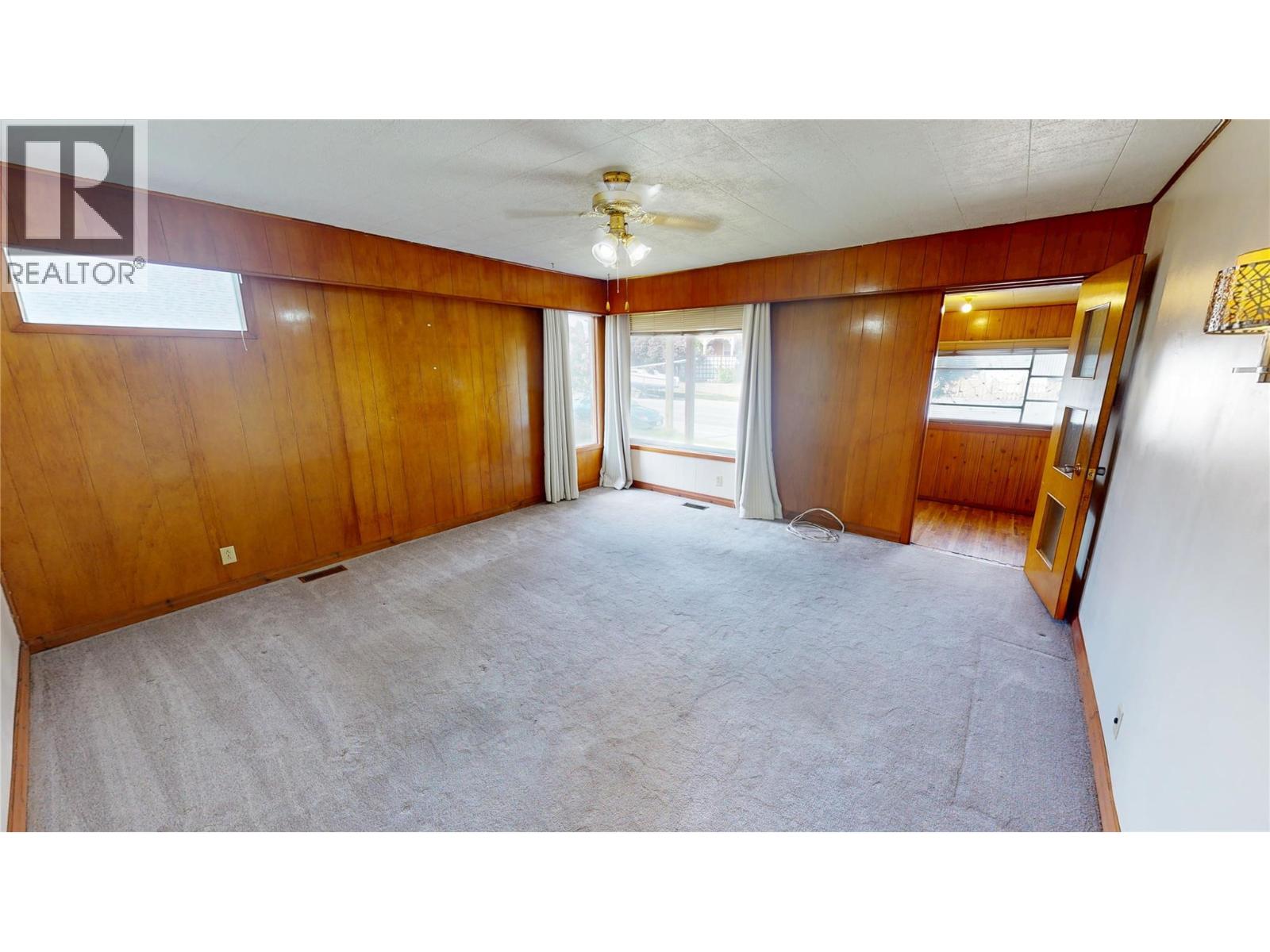 226 7th Avenue S, Cranbrook, British Columbia V1C 2J5 - Photo 6 - 10387693