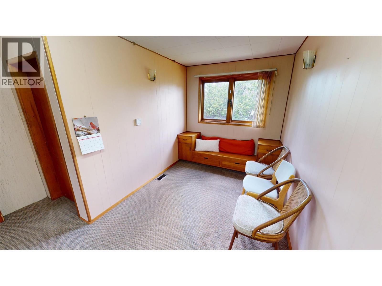 226 7th Avenue S, Cranbrook, British Columbia V1C 2J5 - Photo 8 - 10387693