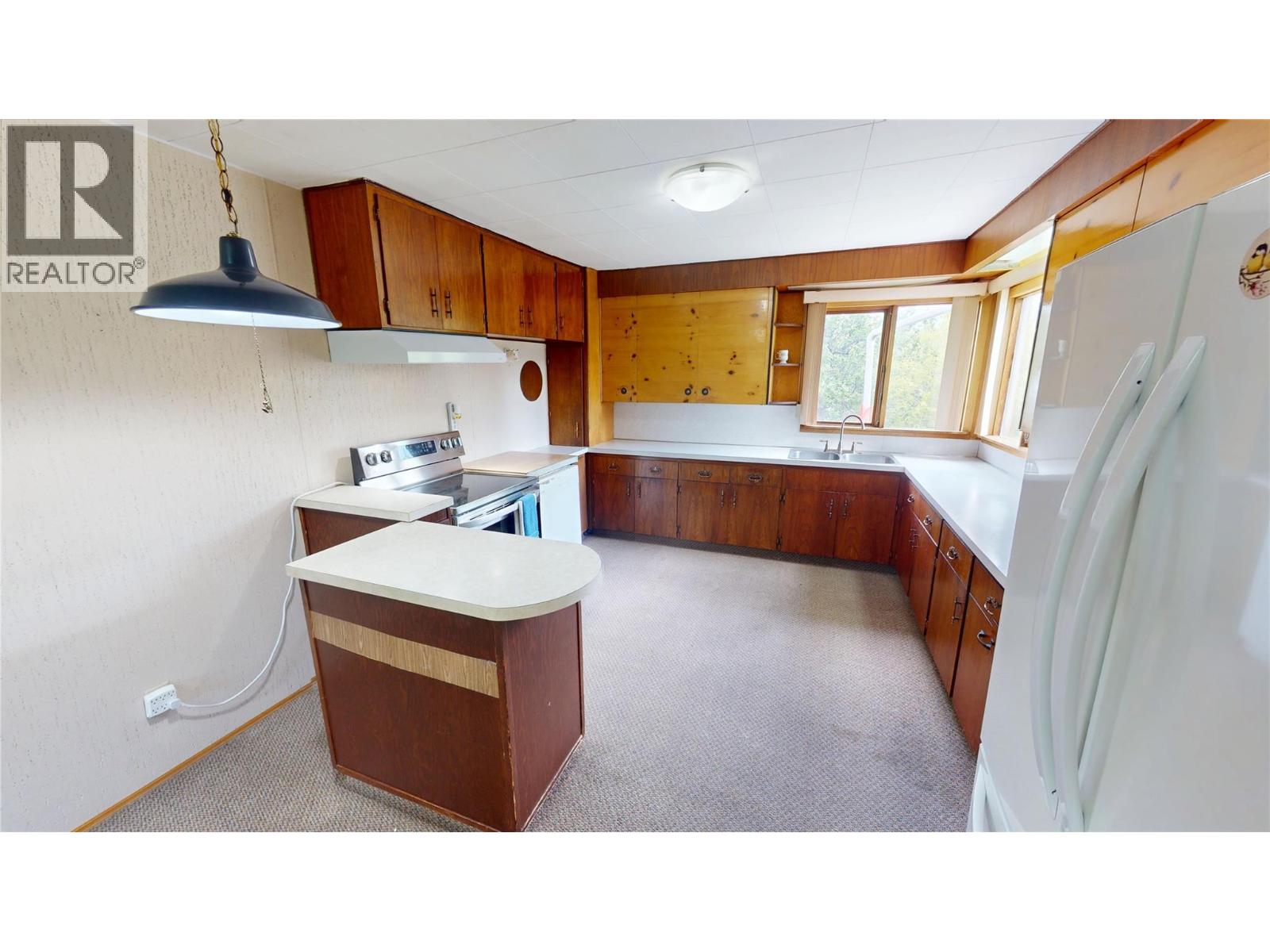 226 7th Avenue S, Cranbrook, British Columbia V1C 2J5 - Photo 10 - 10387693