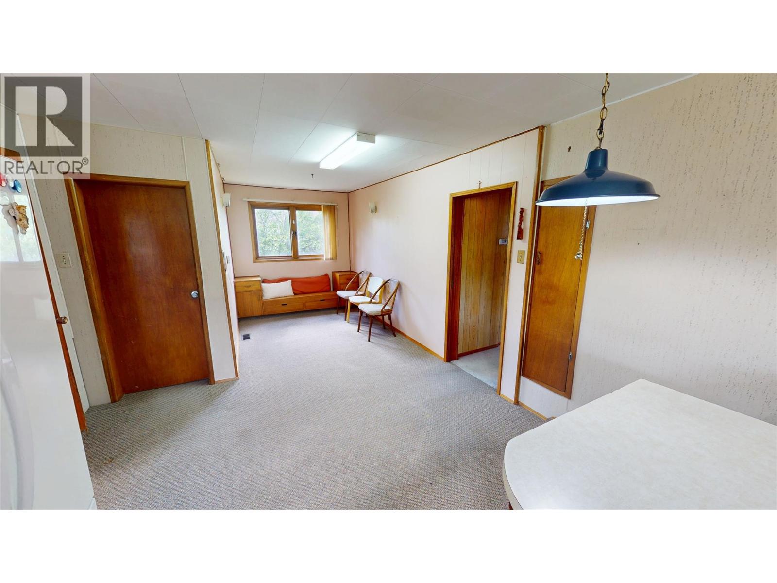 226 7th Avenue S, Cranbrook, British Columbia V1C 2J5 - Photo 9 - 10387693