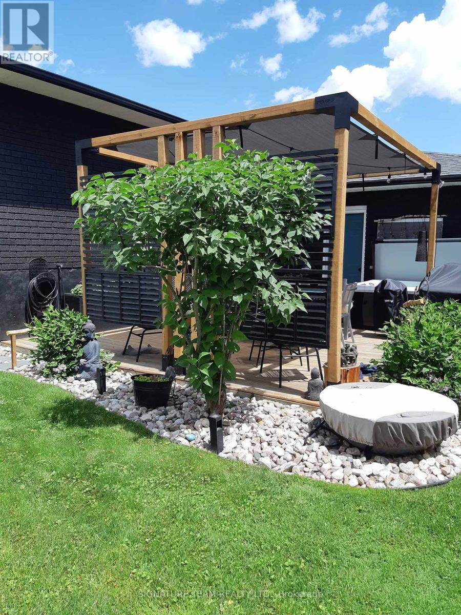 130 Noik Drive, Pembroke, Ontario  K8A 8B8 - Photo 42 - X12968412