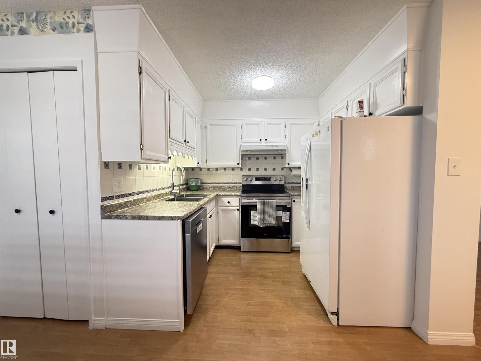 2620 83 St Nw, Edmonton, Alberta  T6K 2Y6 - Photo 17 - E4488286